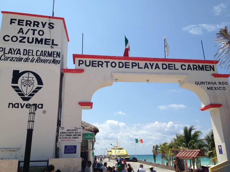 ¿Cuánto cuesta ir de playa del Carmen a Cozumel?