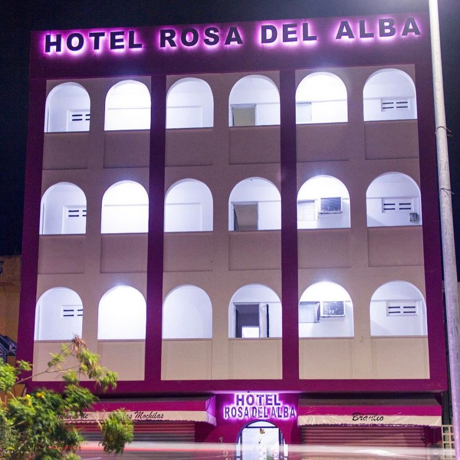 hotel rosa del alba
