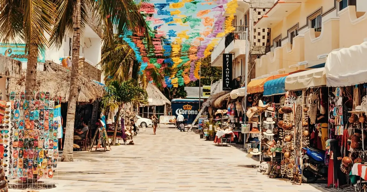 Delph Portada5 MercadosQueDebesVisitar Top 5 experiencias urbanas que debes vivir en tus viajes por México